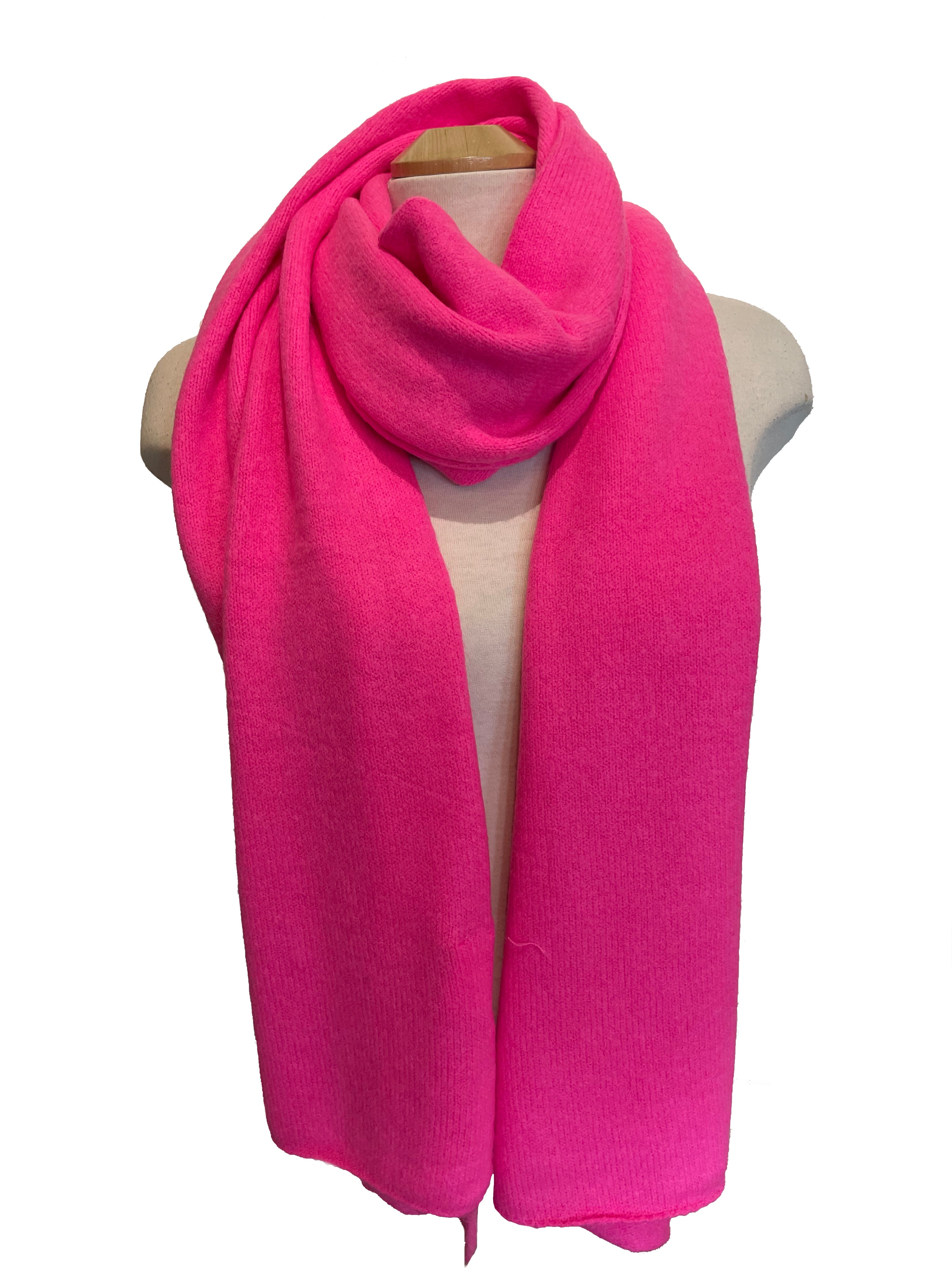 Bright pink cashmere outlet scarf