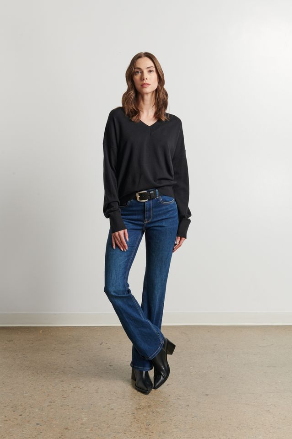 The Taylor Sweater - Caviar - Shop Yu Fashion