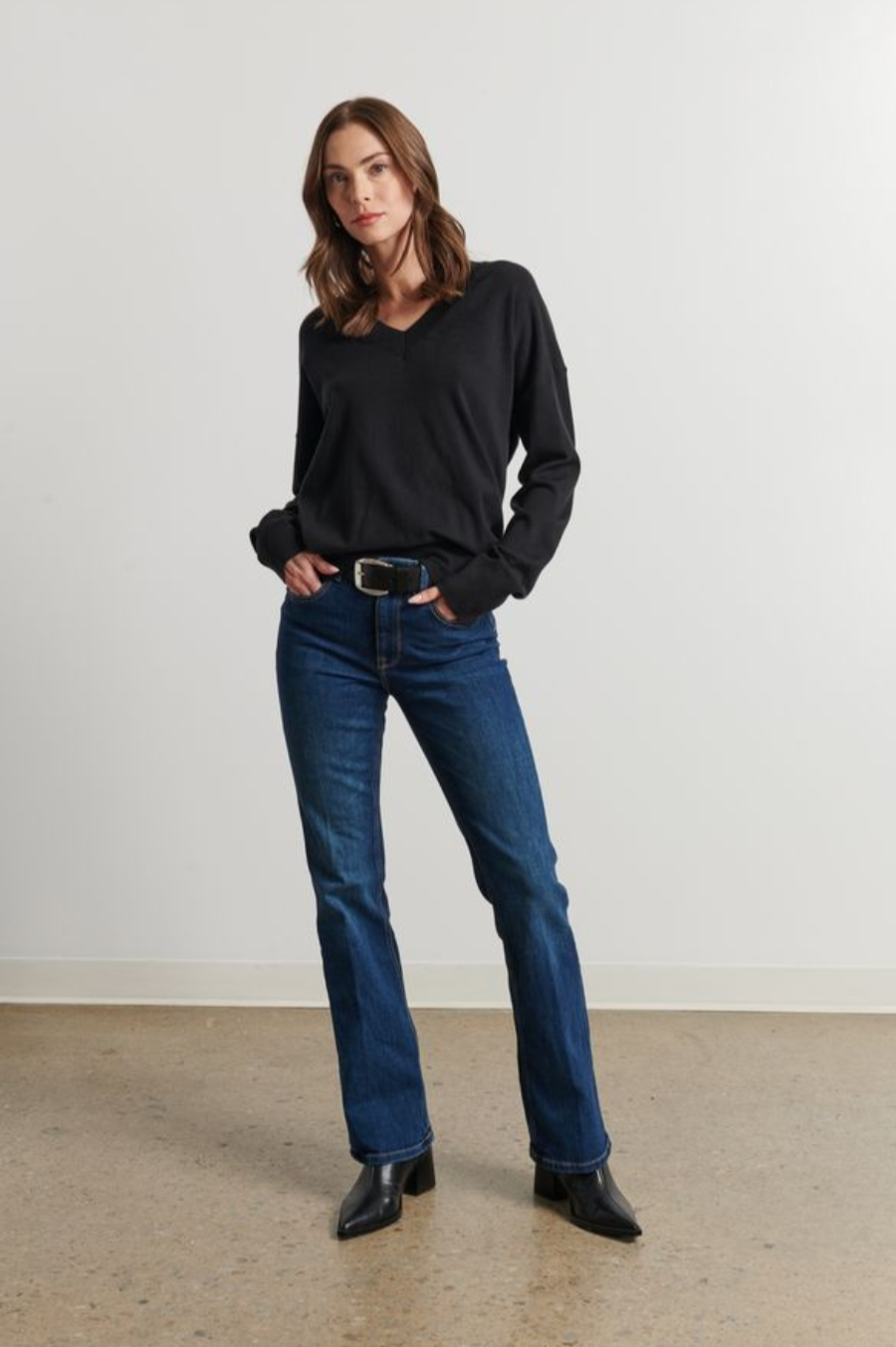 The Taylor Sweater - Caviar - Shop Yu Fashion
