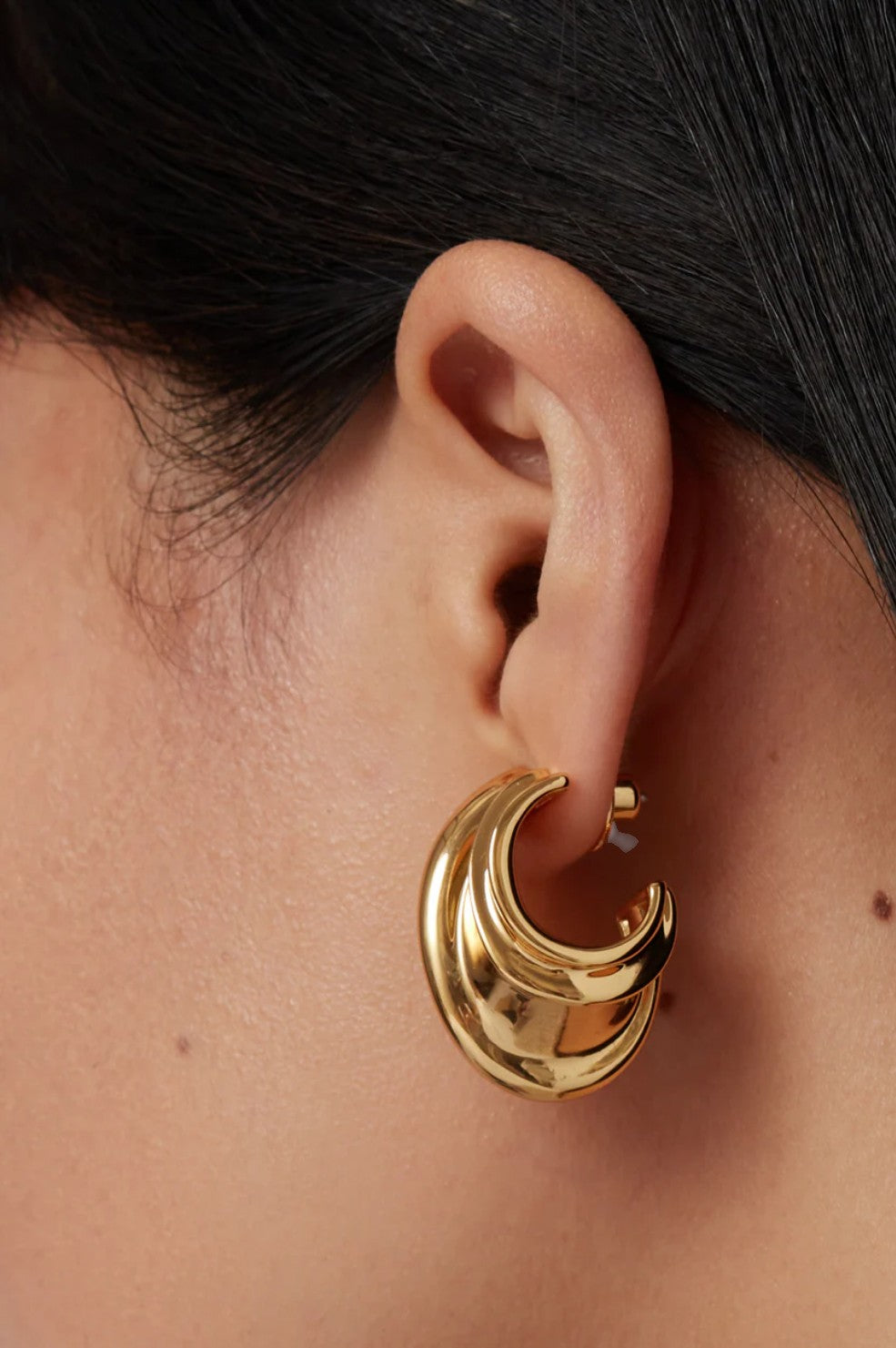 Leona Hoops - Shop Yu Fashion