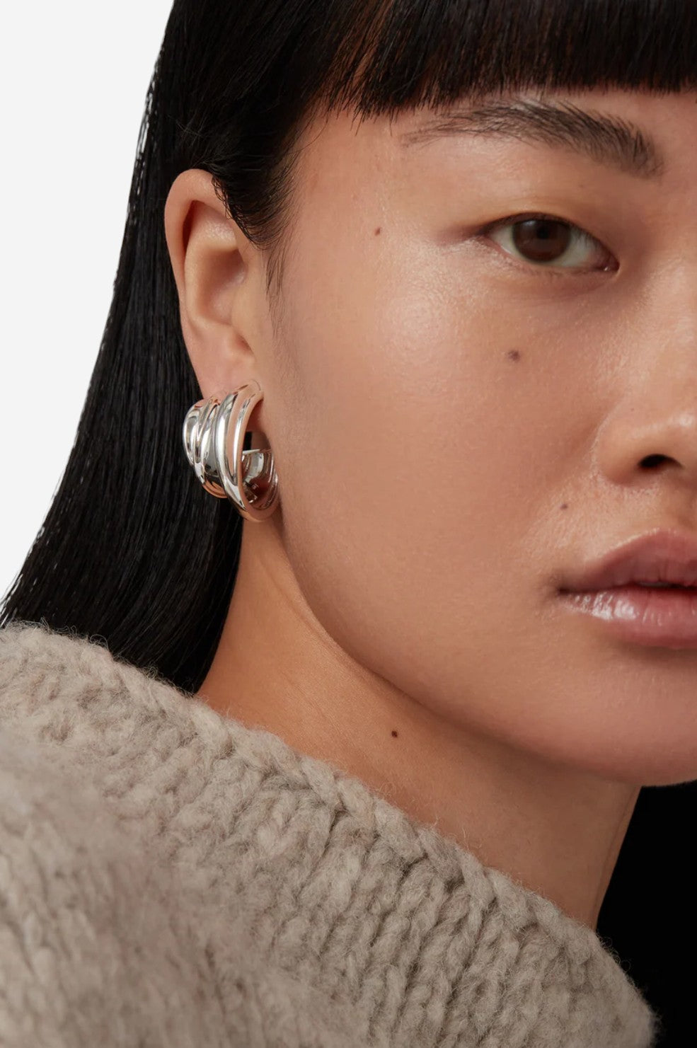 Leona Hoops - Shop Yu Fashion