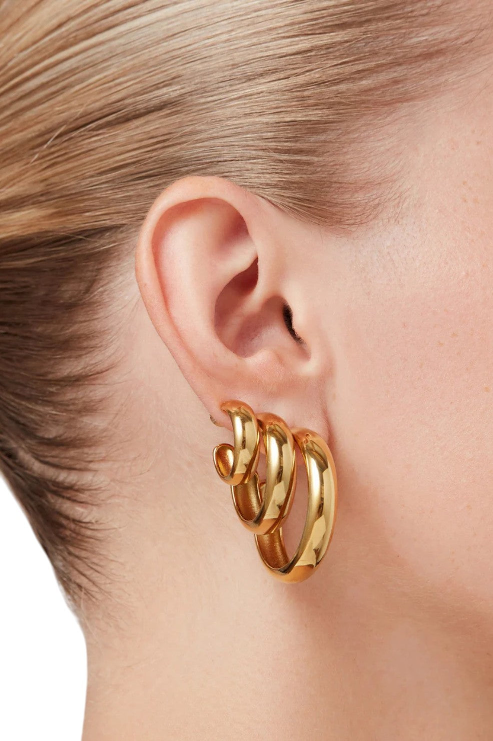 Staple Hoop Medium - Gold