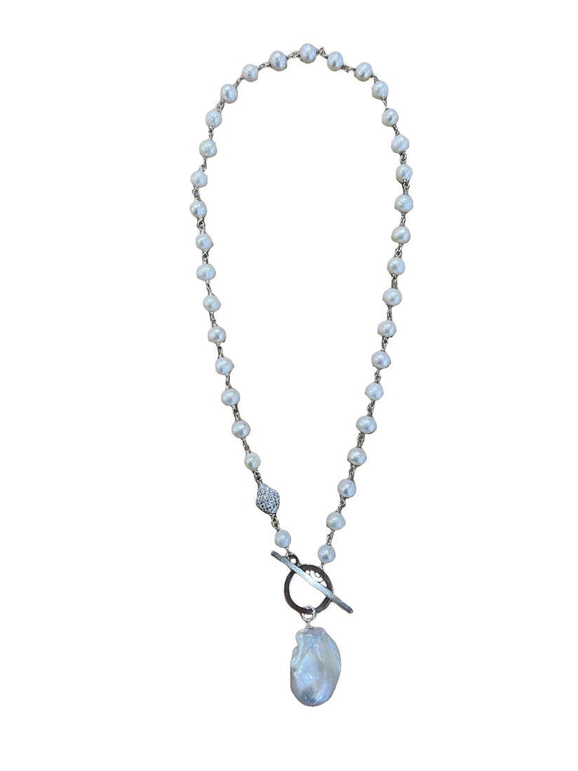 Pearl Toggle Necklace - Silver - Shop Yu Fashion